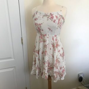 Women’s Old Navy Spring/Summer dress size Medium